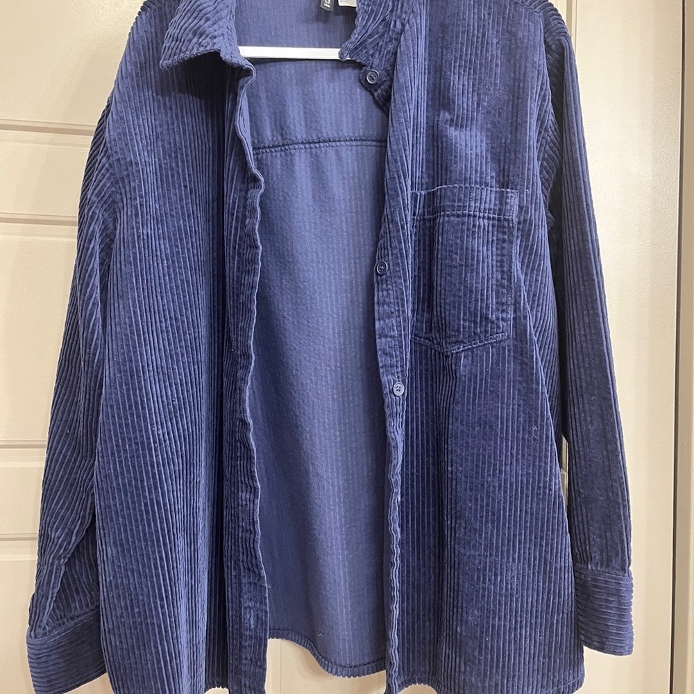 H&M Blue Utility Jacket with Classic Workwear Style